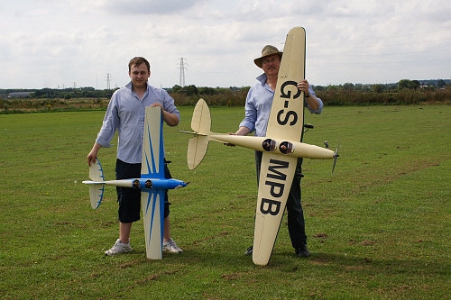 Skyways Kestrel & Moth Minor